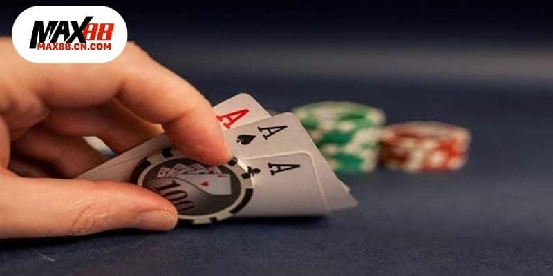 Luật ù cần nắm rõ khi chơi phỏm